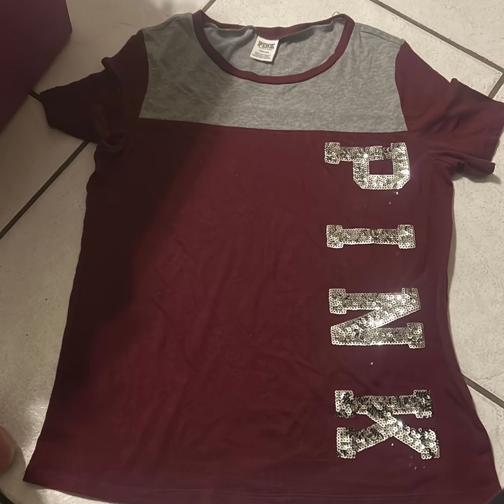 PINK tshirt size Large gently used color burgundy and gray